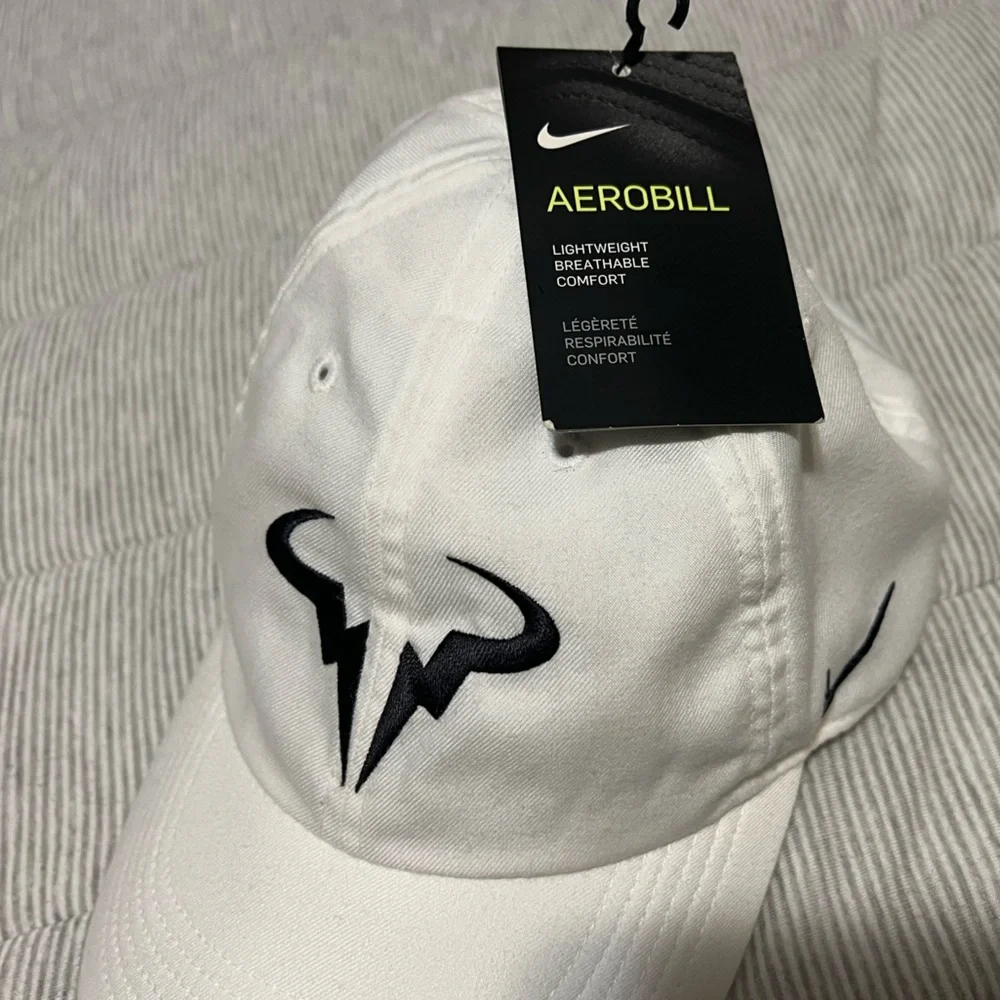 RARE Nike Court AEROBILL Rafa Nadal Wimbledon White Tennis Hat cap tour limited